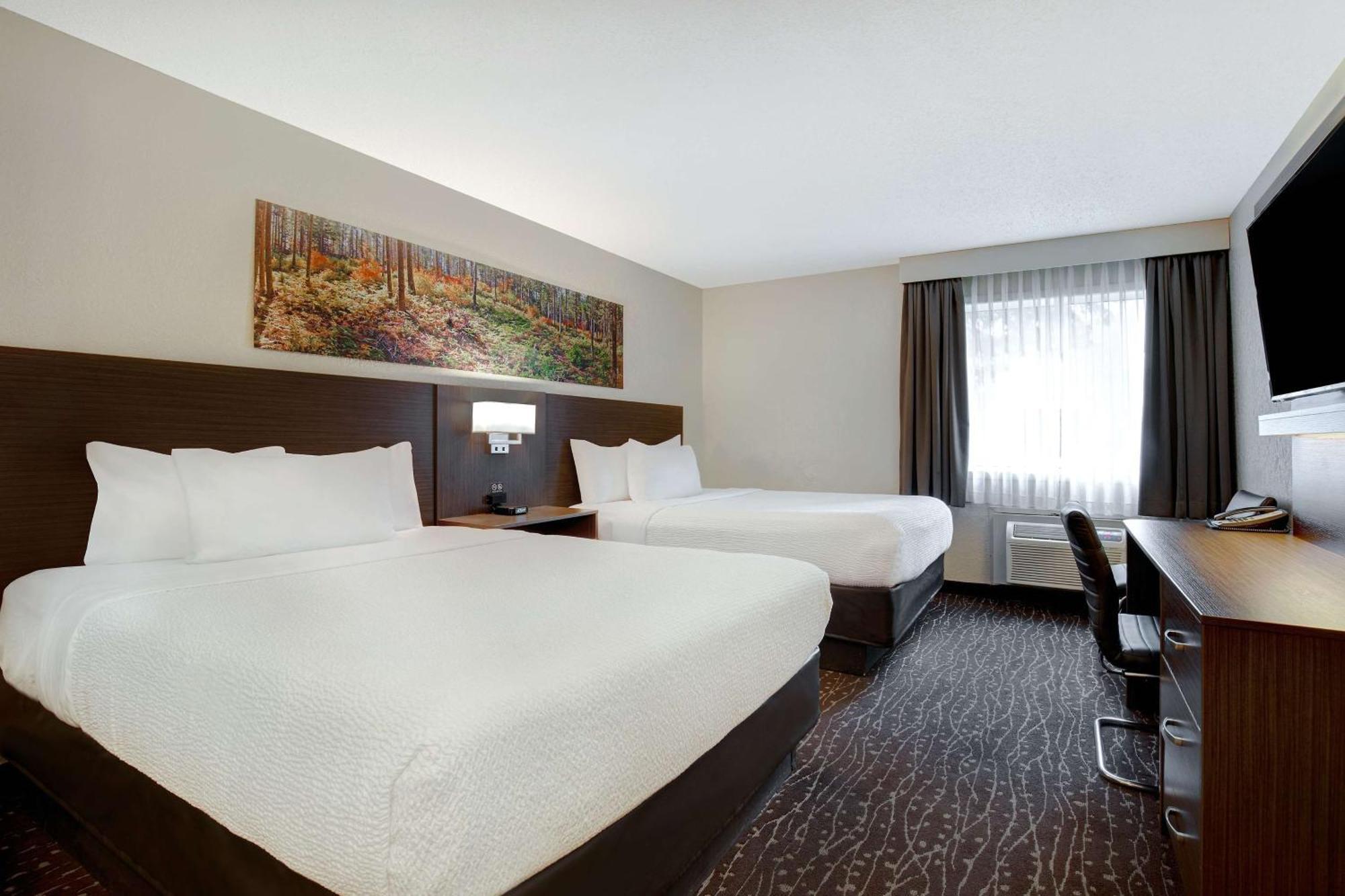 Days Inn & Conference Centre By Wyndham プリンス・アルバート エクステリア 写真