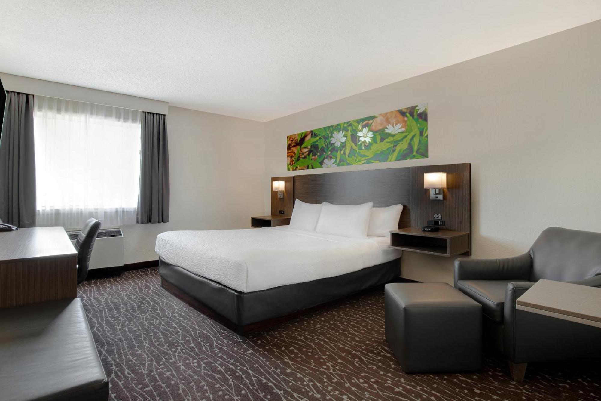 Days Inn & Conference Centre By Wyndham プリンス・アルバート エクステリア 写真